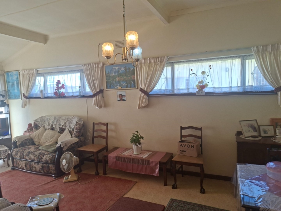 3 Bedroom Property for Sale in Levallia Western Cape